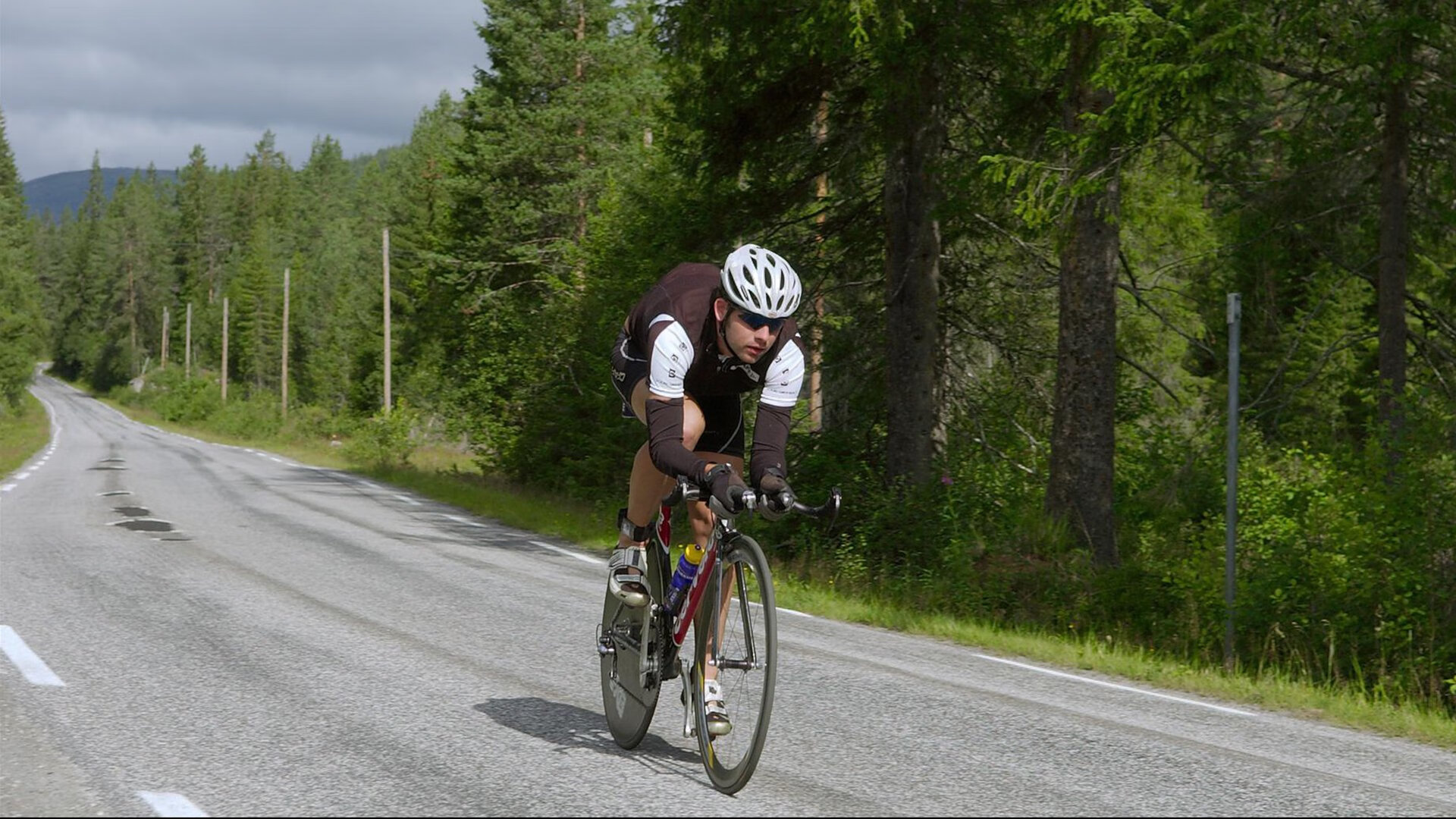 三分大战与内线突击谁更胜一筹，nba三分大战